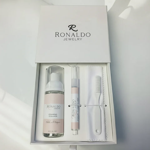 Ronaldo Jewelry Spa Cleaning Gift Set