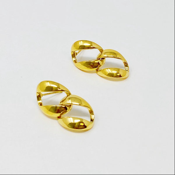 Chain Drop Gold Earrings