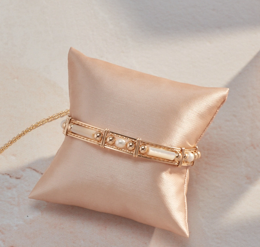 Ronaldo pearl bracelet deals